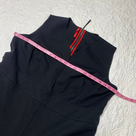 SPANX The Perfect Jumpsuit Womens 1X Petite Black Sleeveless Flare Shapewear - Picture 5 of 10